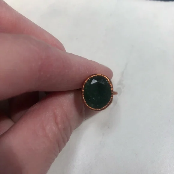 Raw natural emerald ring - Picture 2 of 4